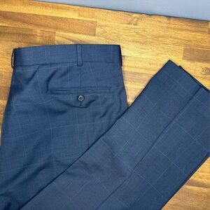 Roundtree & Yorke 42x30 Travelsmart Wool Blend Trousers Dark Blue